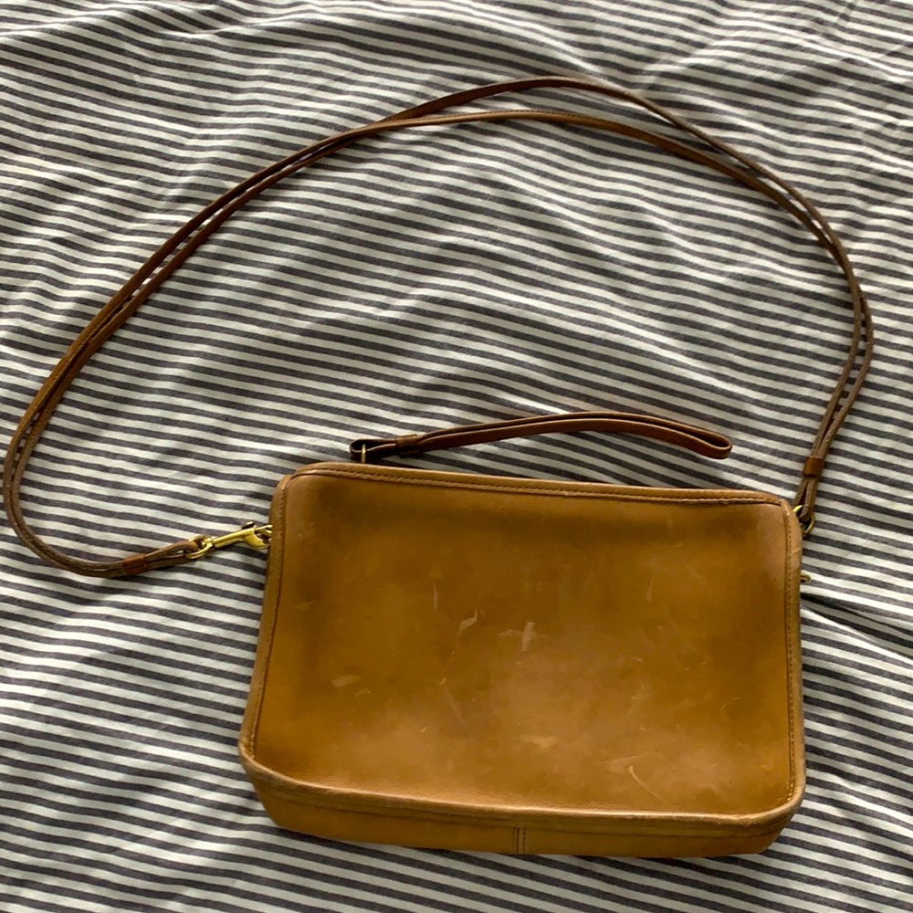 Vintage Coach Leather Shoulder/Swinger Purse